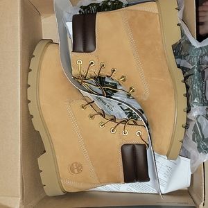 Timberland Boots | Size-8 | Women
